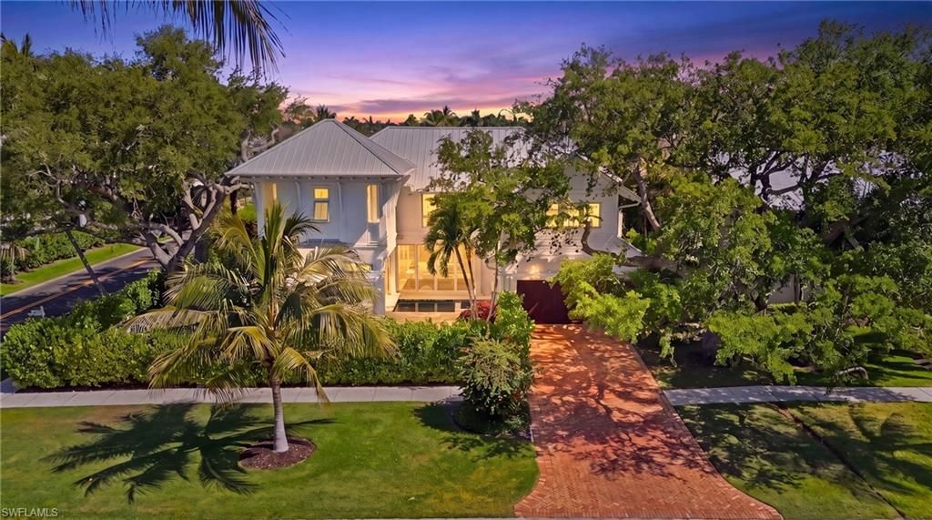 685 2nd St S, Naples, FL 34102 Photo