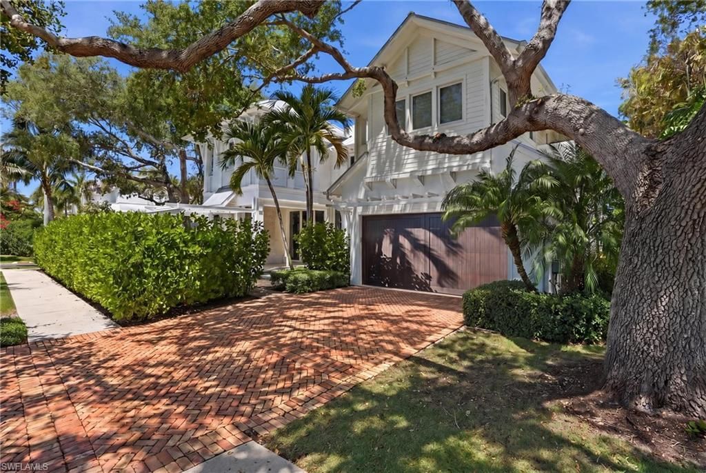 685 2nd St S, Naples, FL 34102 Photo