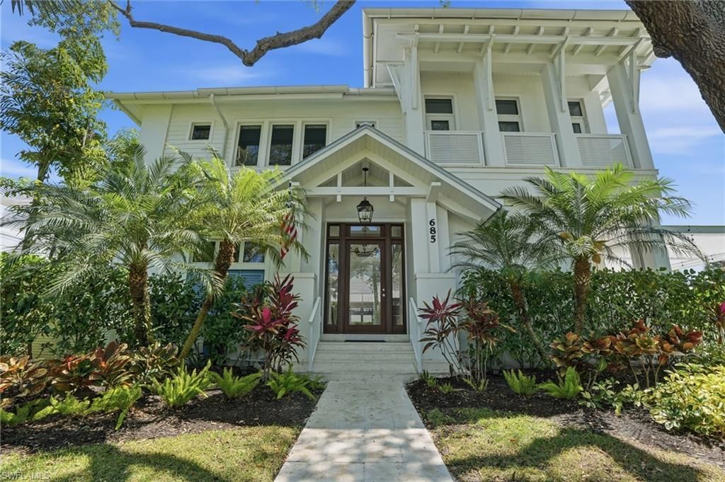 685 2nd St S, Naples, FL 34102 Photo