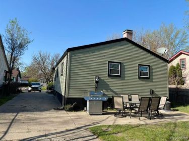 1567 Leroy Street, Ferndale, MI 48220