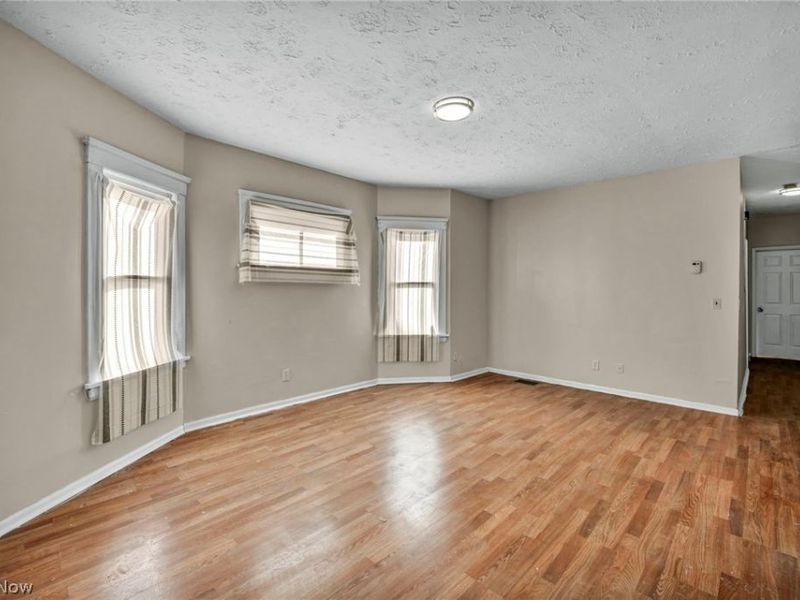 3408 Riverside , Cleveland, OH 44109 Photo 11