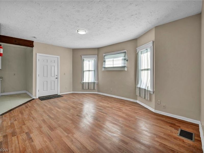 3408 Riverside , Cleveland, OH 44109 Photo 14