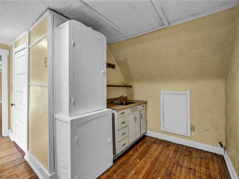 3408 Riverside , Cleveland, OH 44109 Photo 35