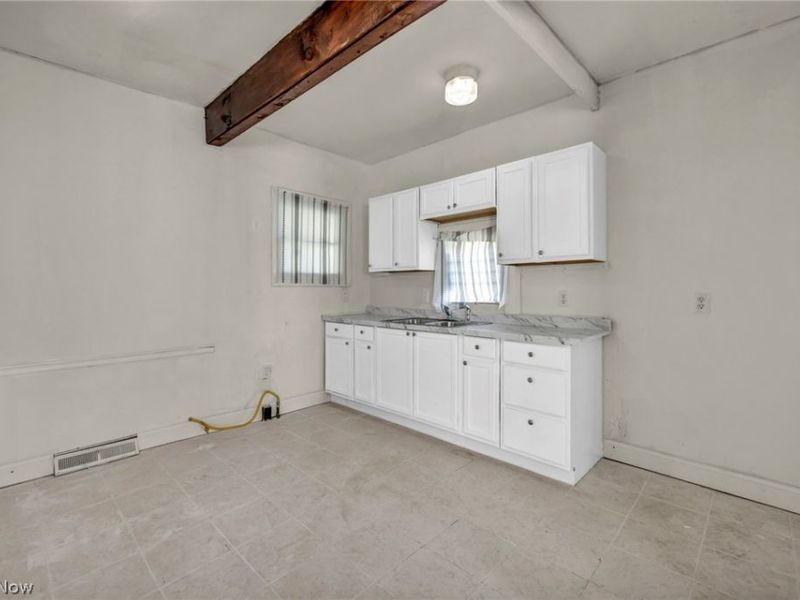3408 Riverside , Cleveland, OH 44109 Photo 8