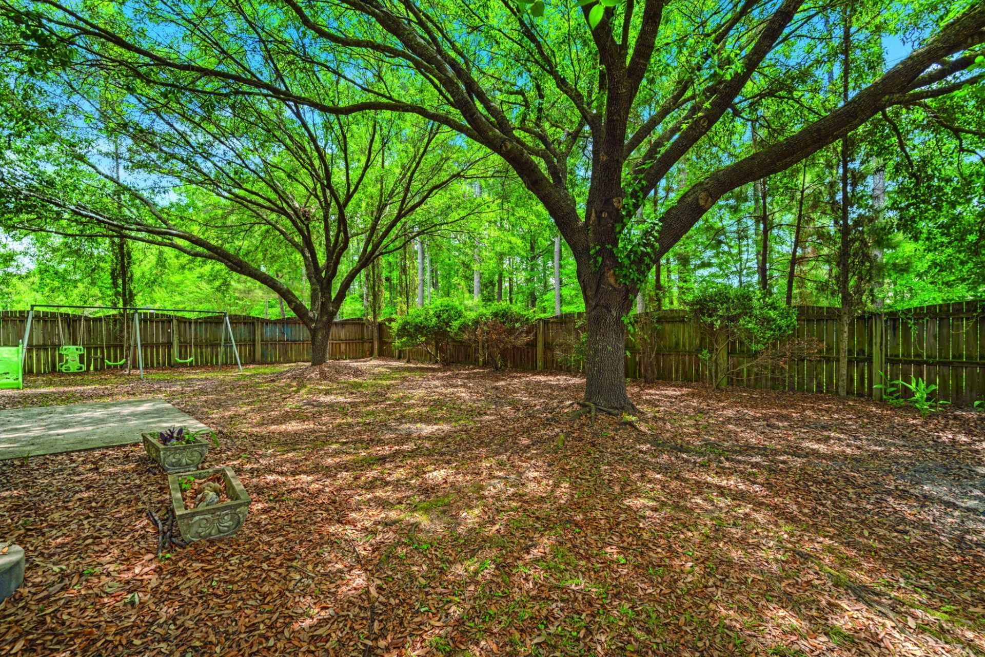 136 Cotillion Crescent Photo 25