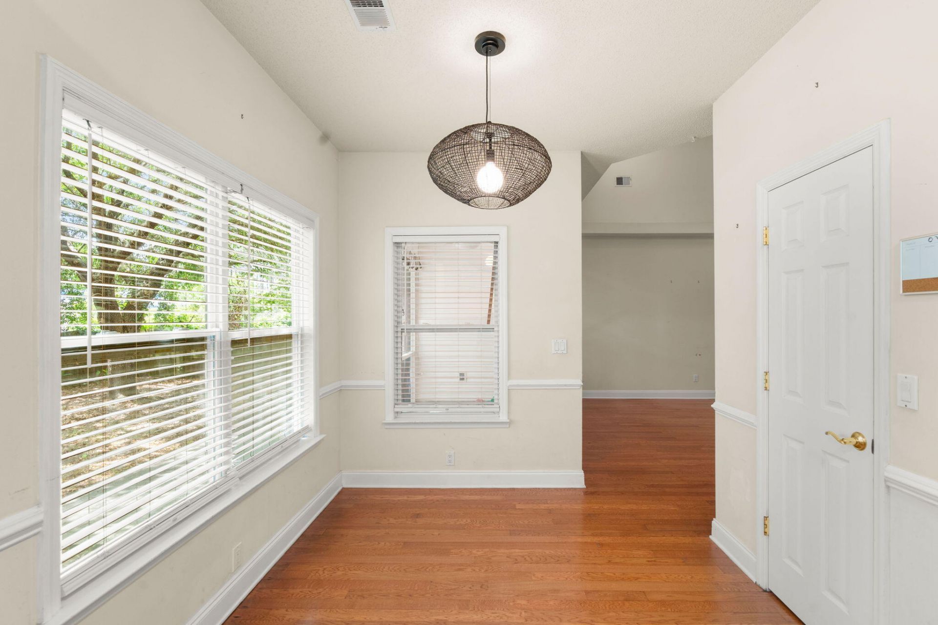 136 Cotillion Crescent Photo 7