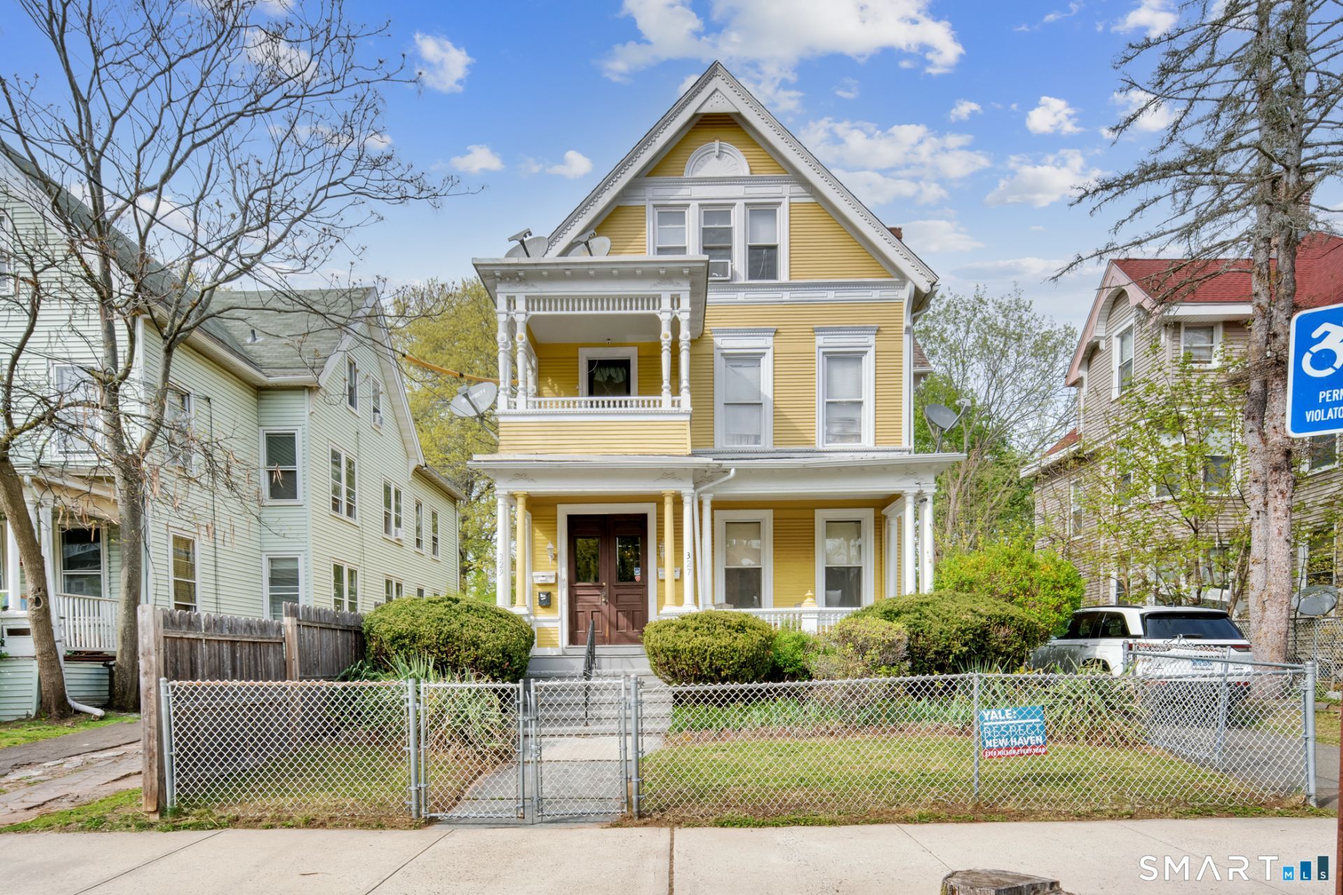 327 Edgewood, New Haven, CT 06515 Main Photo