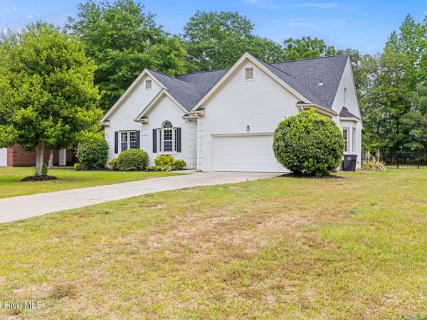 210 Creekside Drive, Goldsboro, NC 27534