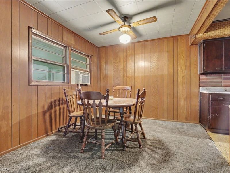 520 Sunset Drive , Hubbard, OH 44425 Photo 10