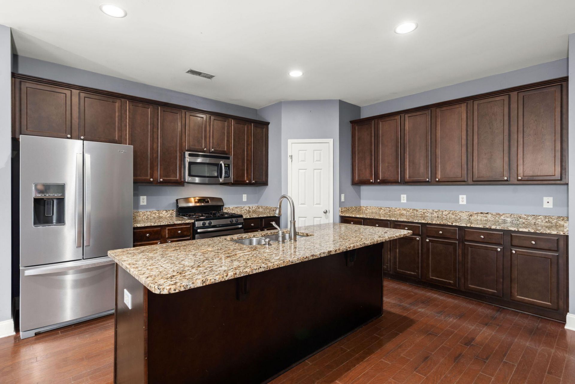 532 Crossland Drive Photo 14