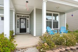 532 Crossland Drive photo 4