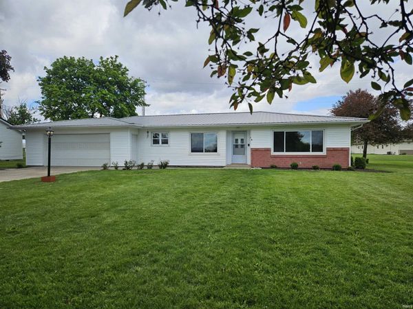 410 W Washington, Monroe, IN 46772