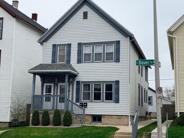 443 E Dover St, Unit 445, Milwaukee, WI 53207