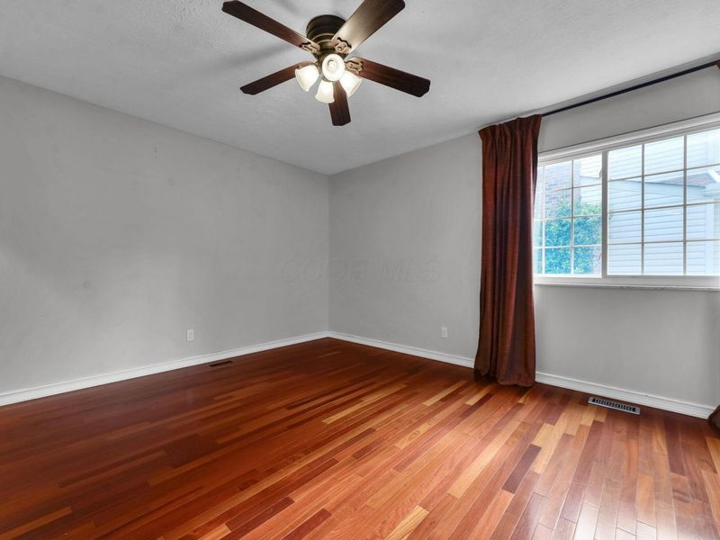 3513 En Joie Drive, Columbus, OH 43228 Photo 16