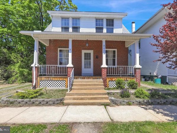 2023 SPRING STREET, READING, PA 19609