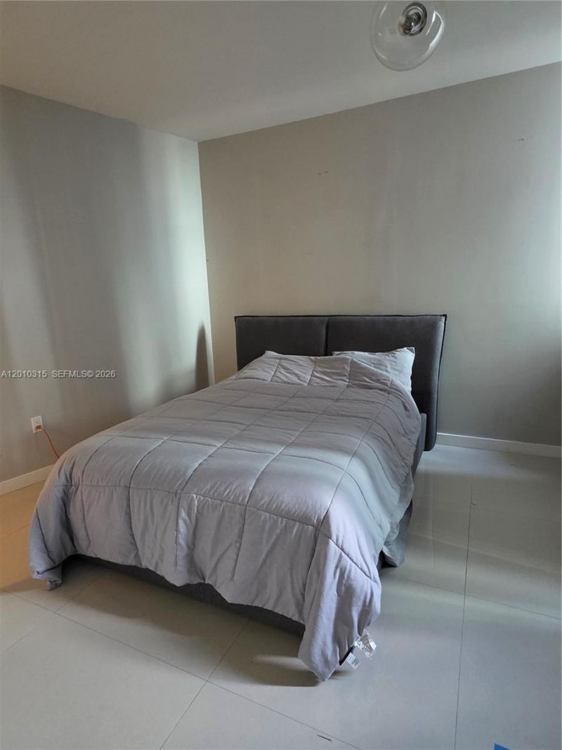 488 NE 18th St , Unit 301, Miami, FL 33132 Photo