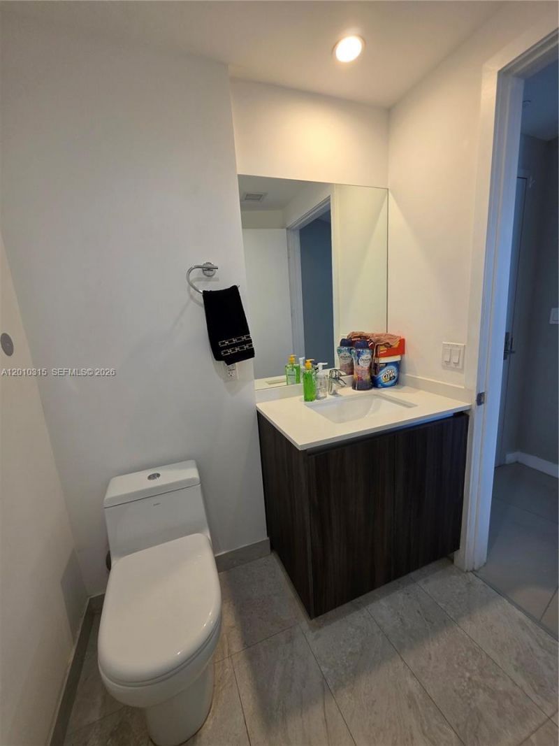488 NE 18th St , Unit 301, Miami, FL 33132 Photo