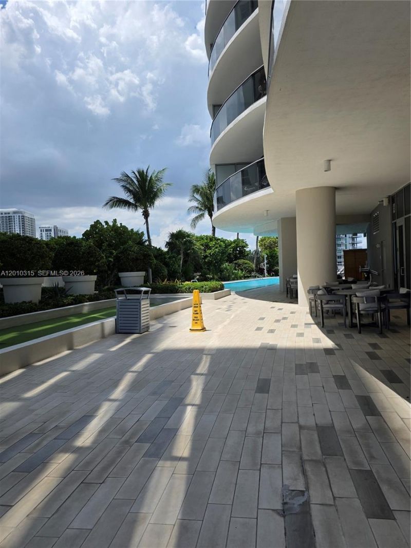 488 NE 18th St , Unit 301, Miami, FL 33132 Photo