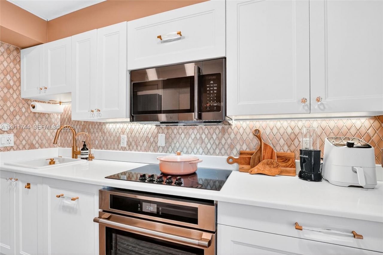 1455 West Ave , Unit 501, Miami Beach, FL 33139 Photo