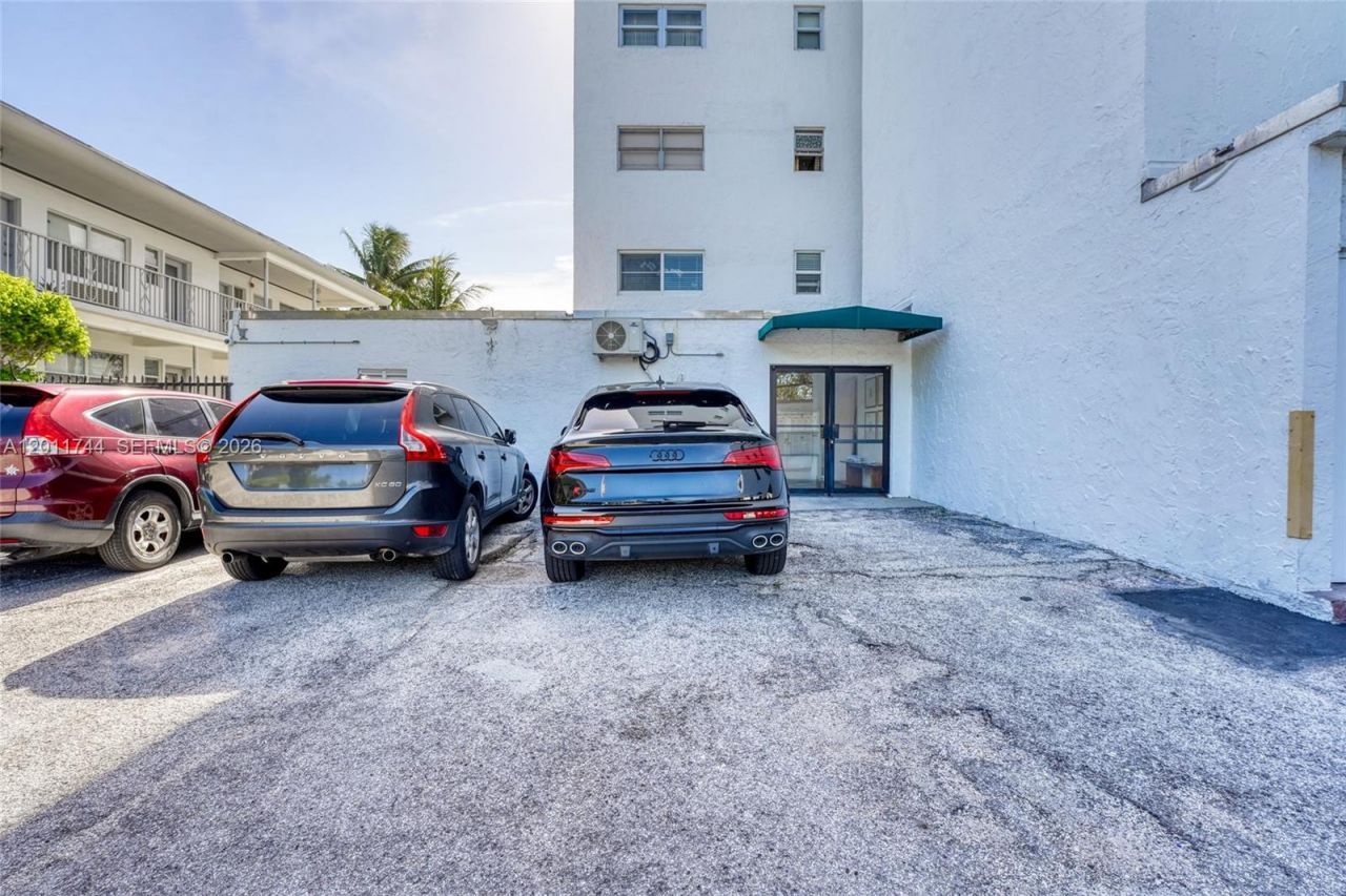 1455 West Ave , Unit 501, Miami Beach, FL 33139 Photo