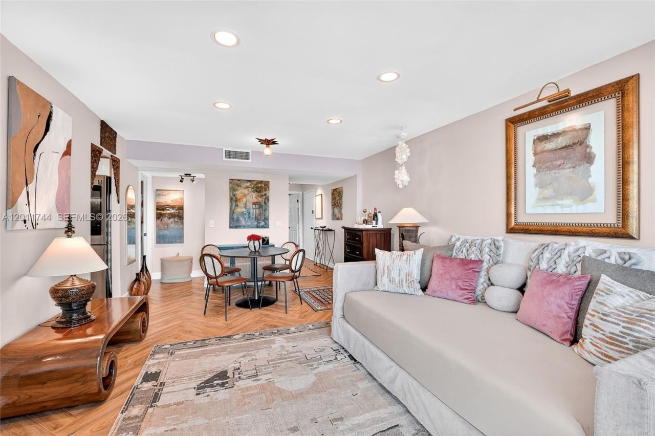 1455 West Ave , Unit 501, Miami Beach, FL 33139 Photo