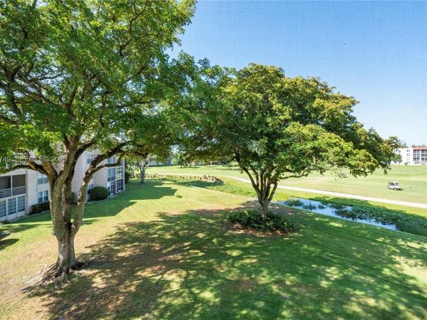 9491 Evergreen Pl , Unit 302, Davie, FL 33324