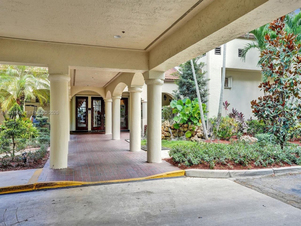 9491 Evergreen Pl , Unit 302, Davie, FL 33324 Photo