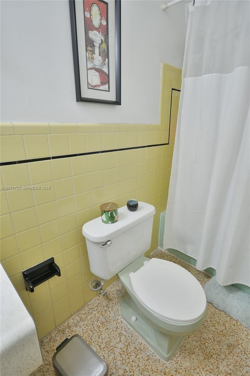 8350 SW 12th Ter, Miami, FL 33144 Photo