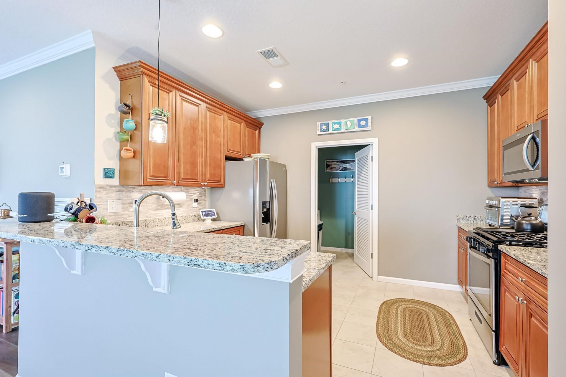 207 Moonglow Circle  Photo 6
