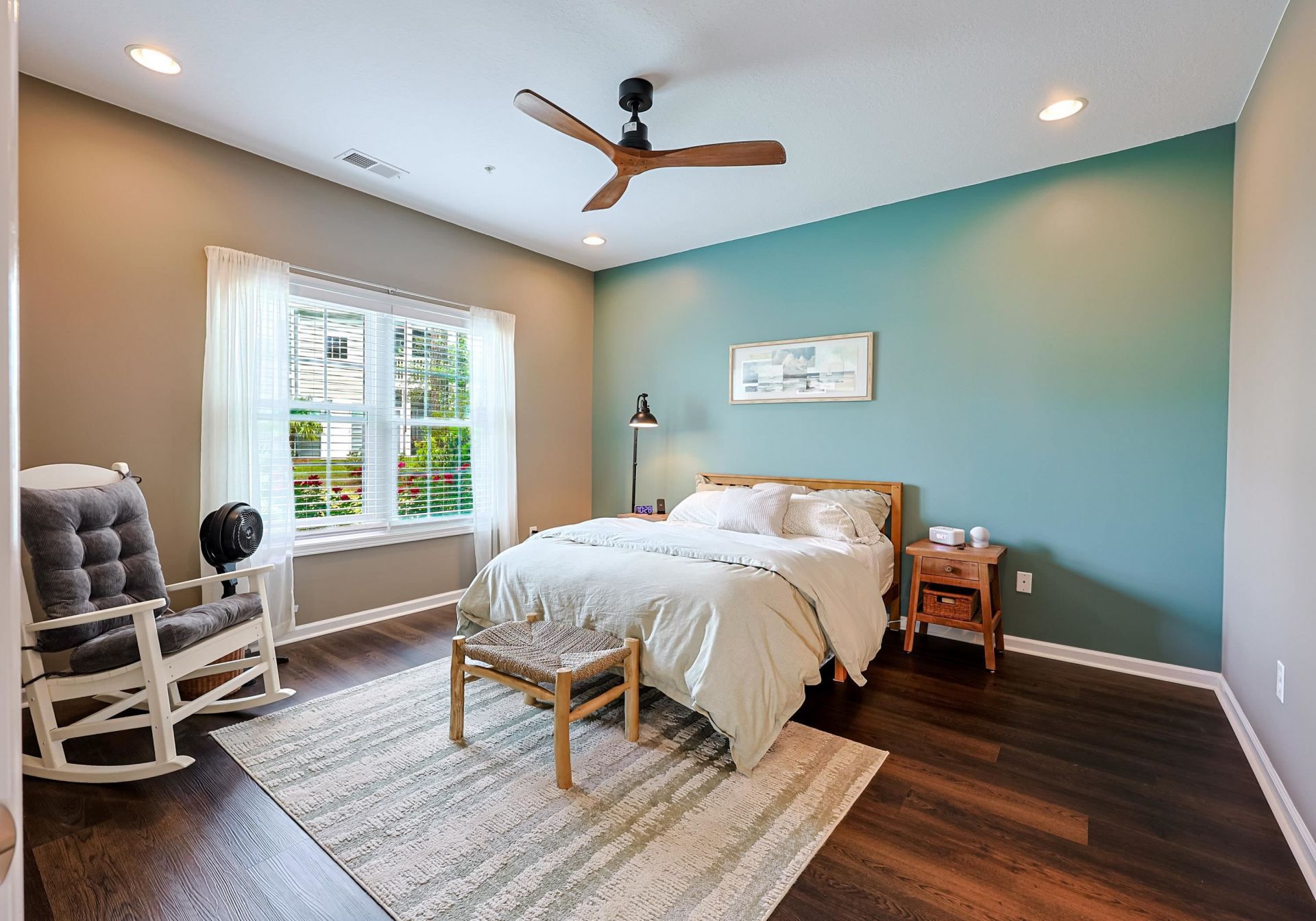 207 Moonglow Circle  Photo 7