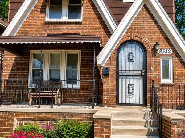 8332 Carlin Street, Detroit, MI 48228