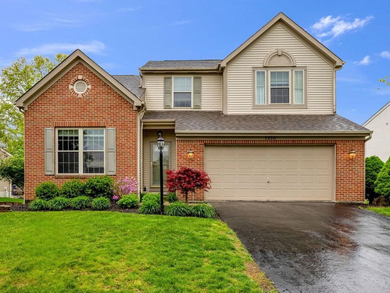 5330 Covington Meadows Drive, Westerville, OH 43082 Photo 2