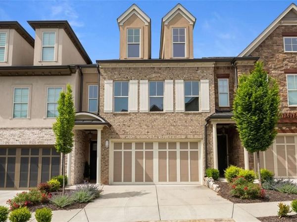 118 Via Roma , Woodstock, GA 30188