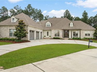 1000 WILD MAGNOLIA Court , Madisonville, LA 70447
