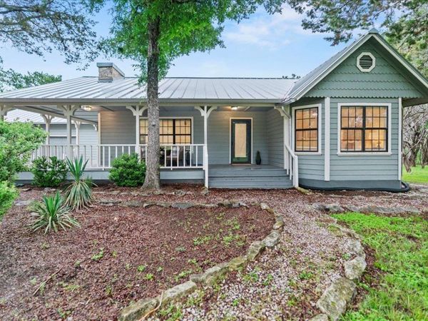 1401 Avenida Serena, Marble Falls, TX 78654