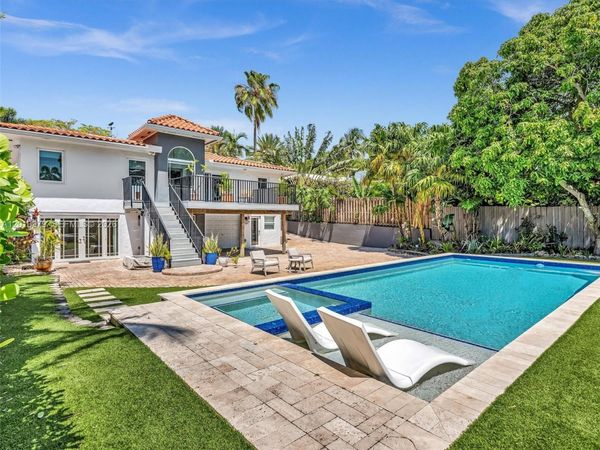 744 NE 18th Ave , Fort Lauderdale, FL 33304