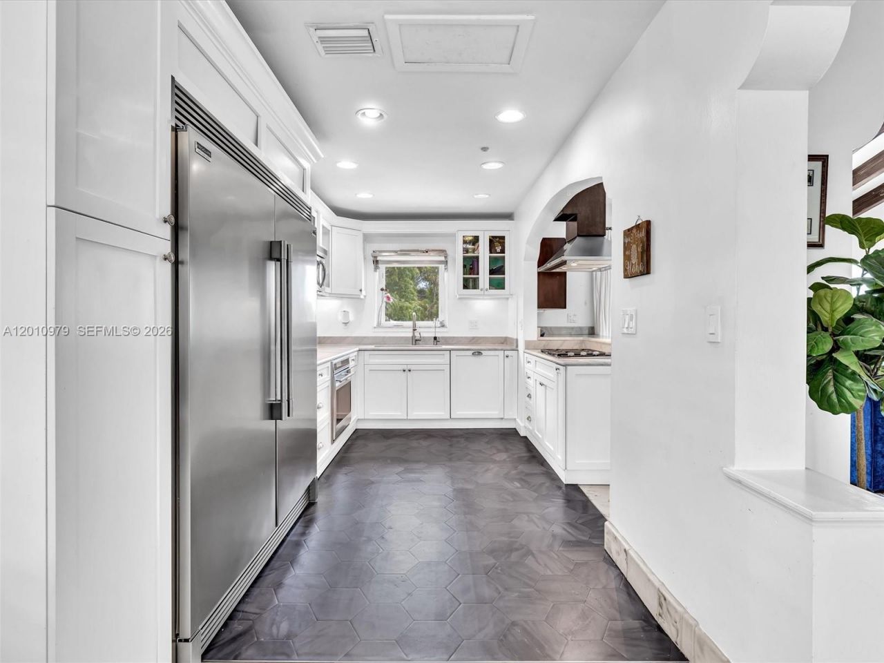 744 NE 18th Ave, Fort Lauderdale, FL 33304 Photo