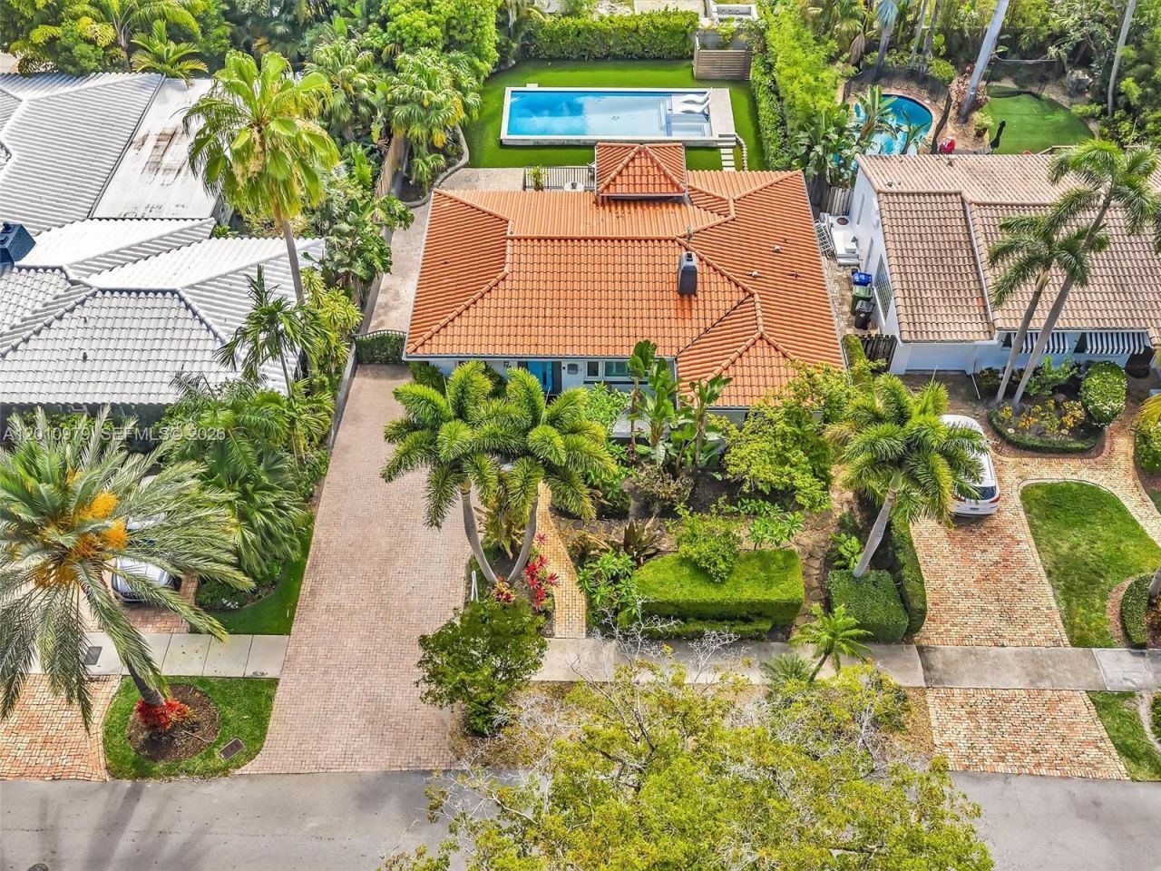 744 NE 18th Ave, Fort Lauderdale, FL 33304 Photo