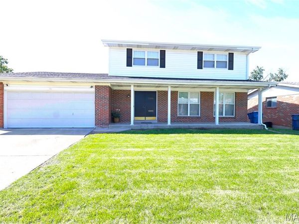 2660 Delaware Drive , Florissant, MO 63033