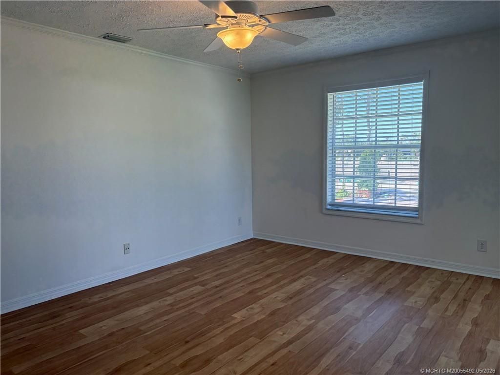 802 SE Central Parkway, Unit 14, Stuart, FL 34994 Photo