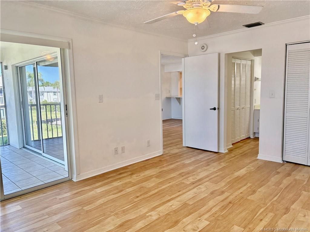 802 SE Central Parkway, Unit 14, Stuart, FL 34994 Photo
