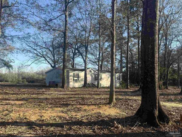 3308 Deloach Ln, Milton, FL 32570