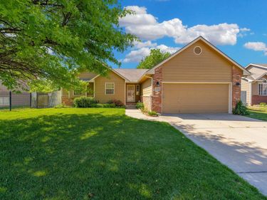 10905 W Ryan, Wichita, KS 67205