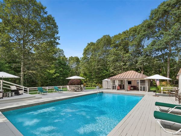 11 Sandown Court , Wainscott, NY 11975