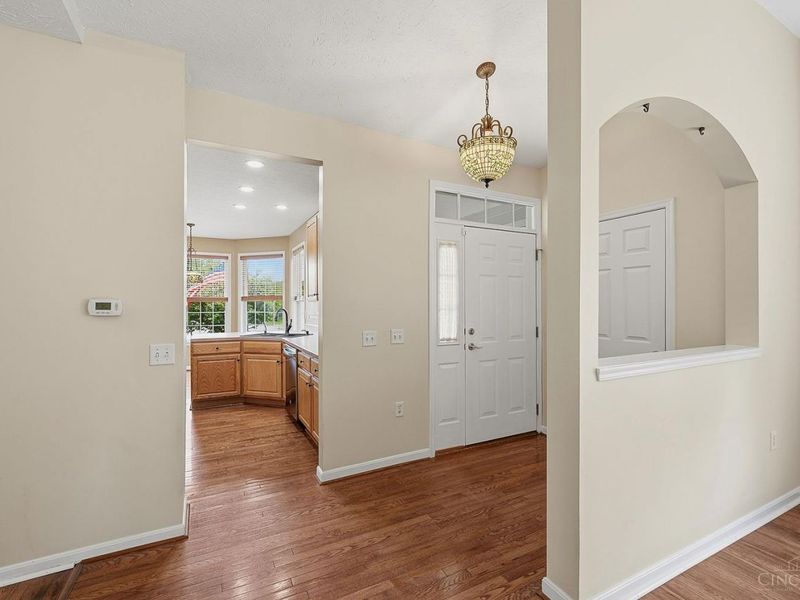 6183 Pondside Drive, Hamilton Twp, OH 45039 Photo 14