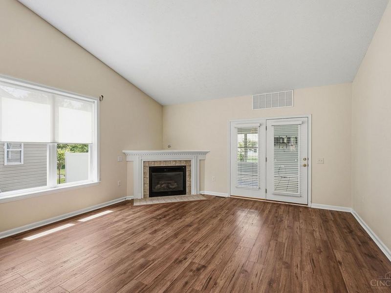 6183 Pondside Drive, Hamilton Twp, OH 45039 Photo 22