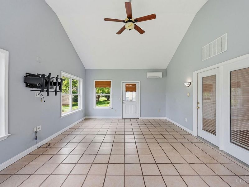 6183 Pondside Drive, Hamilton Twp, OH 45039 Photo 31