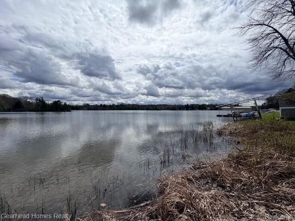 VL Sashabaw Road, Independence Twp, MI 48348
