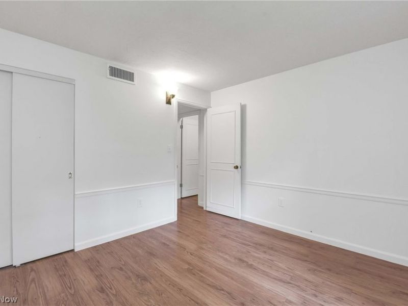 22701 Center Ridge Road , Unit 212, Rocky River, OH 44116 Photo 20