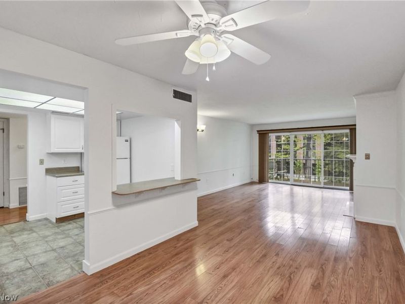 22701 Center Ridge Road , Unit 212, Rocky River, OH 44116 Photo 32